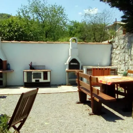 Kuca Kata - Nono * Veprinac